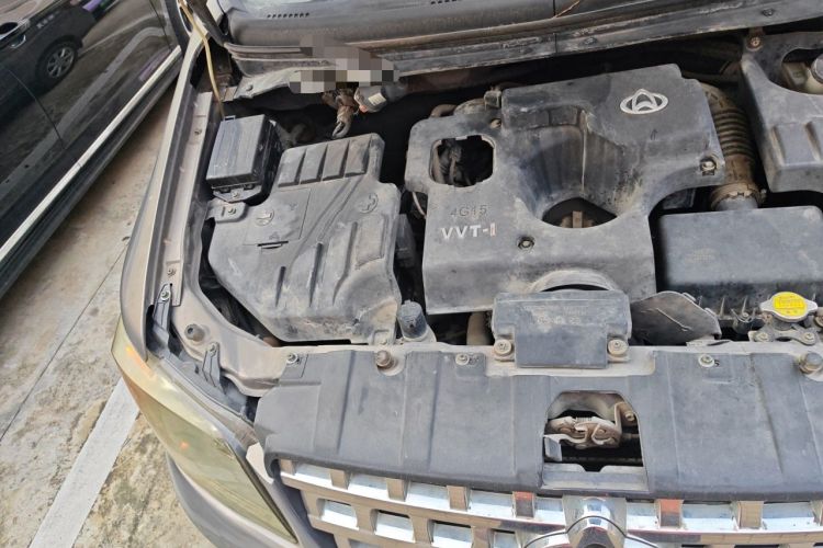 Used CHANGAN KAICHENG Ounuo S 2014 1.5L Base Version Engine Bay Right
