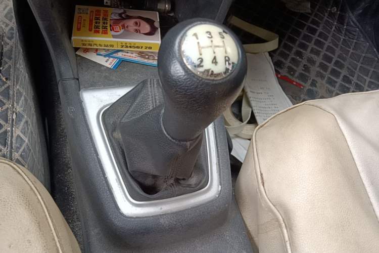 Used CHANGAN KAICHENG Ounuo S 2014 1.3L Base Version Gear Lever
