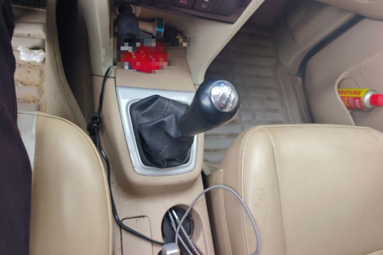 Used CHANGAN KAICHENG Ounuo S 2014 1.5L Luxury Model Gear Lever