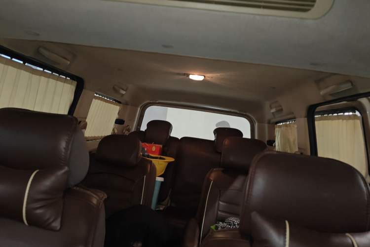 Used CHANGAN KAICHENG Ounuo S 2014 1.5L Elite Model Headliner