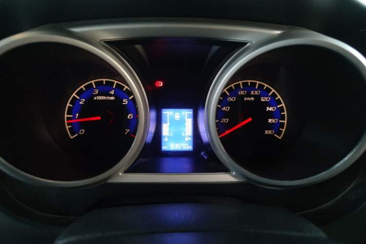 Used CHANGAN KAICHENG Ounuo S 2014 1.5L Base Version Instrument Cluster