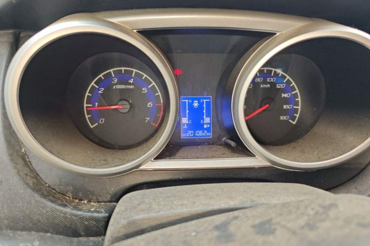 Used CHANGAN KAICHENG Ounuo S 2014 1.5L Base Version Instrument Cluster