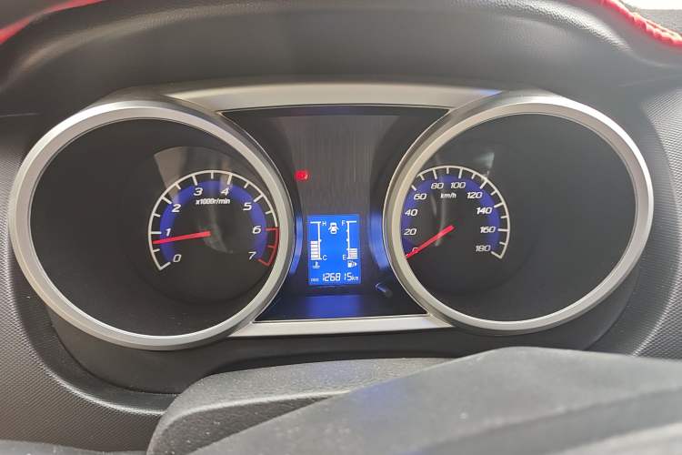 Used CHANGAN KAICHENG Ounuo S 2014 1.5L Base Version Instrument Cluster