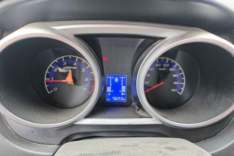 Used CHANGAN KAICHENG Ounuo S 2014 1.5L Base Version Instrument Cluster