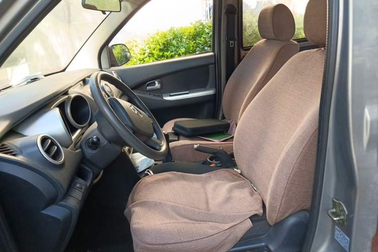 Used CHANGAN KAICHENG Ounuo S 2014 1.3L Happiness Model Left Front Seat