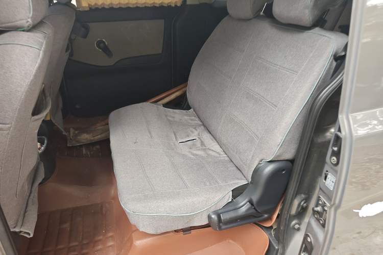 Used CHANGAN KAICHENG Ounuo S 2014 1.5L Base Version Left Rear Seat