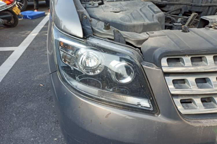 Used CHANGAN KAICHENG Ounuo S 2014 1.5L Elite Model Right Front Headlight