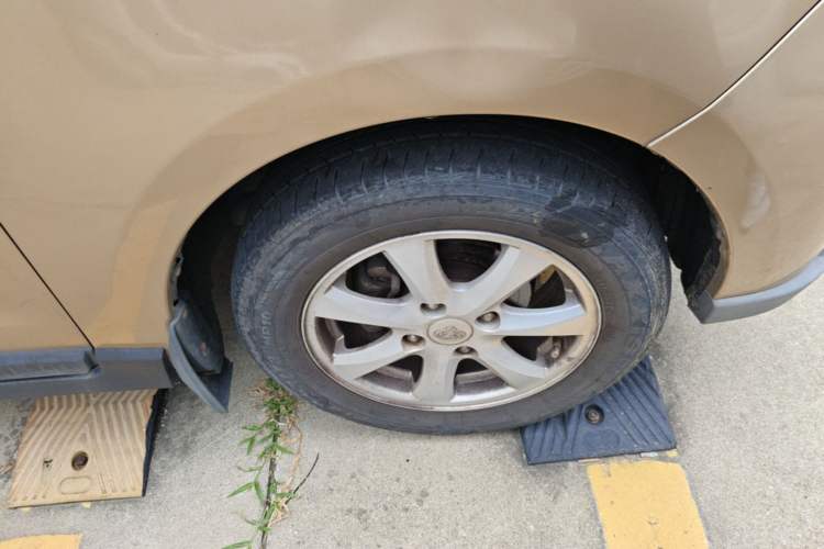 Used CHANGAN KAICHENG Ounuo S 2014 1.5L Elite Model Right Front Wheel Hub