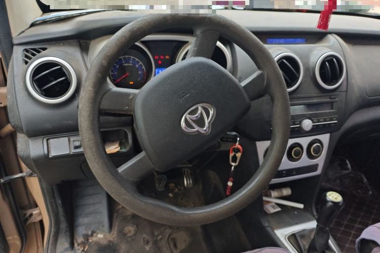 Used CHANGAN KAICHENG Ounuo S 2014 1.5L Base Version Steering Wheel