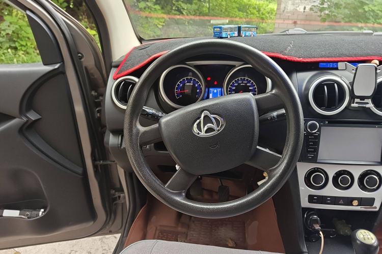 Used CHANGAN KAICHENG Ounuo S 2014 1.5L Base Version Steering Wheel