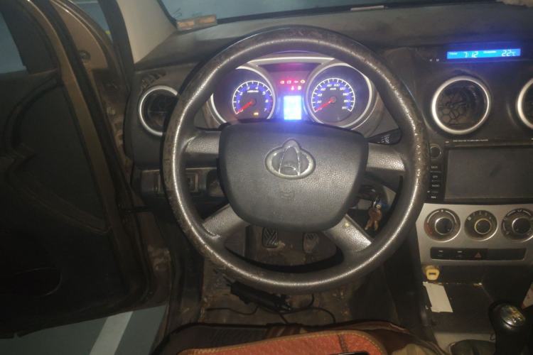 Used CHANGAN KAICHENG Ounuo S 2014 1.5L Luxury Model Steering Wheel