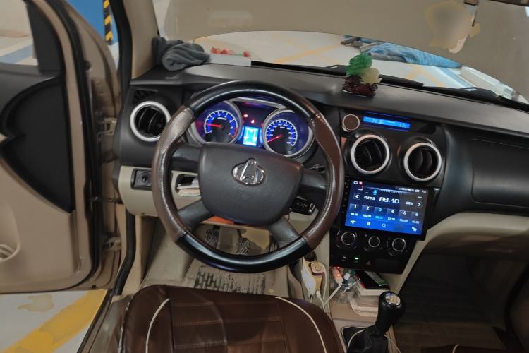 Used CHANGAN KAICHENG Ounuo S 2014 1.5L Elite Model Steering Wheel