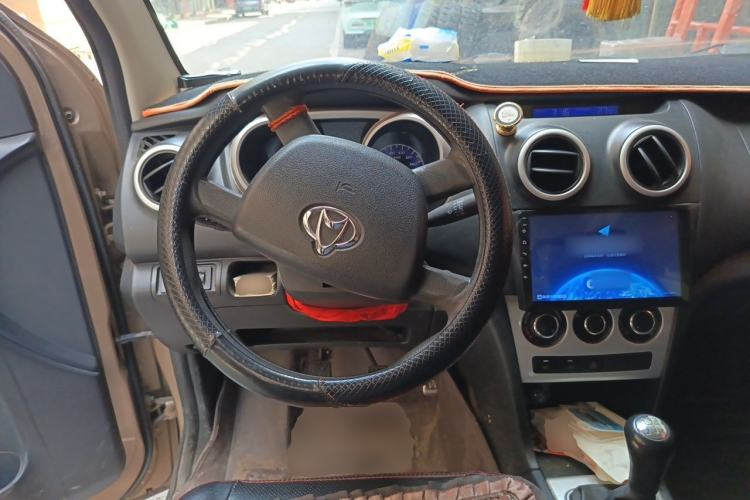 Used CHANGAN KAICHENG Ounuo S 2014 1.5L Base Version Steering Wheel