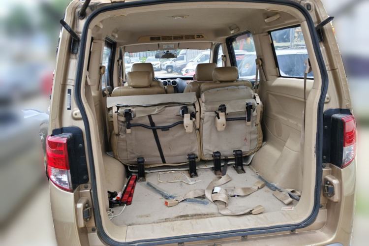Used CHANGAN KAICHENG Ounuo S 2014 1.5L Elite Model Trunk