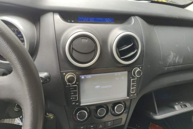 Used CHANGAN KAICHENG Ounuo S 2015 1.5L Jin Ouno Standard Model Audio And AC Panel