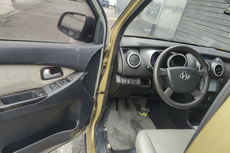 Used CHANGAN KAICHENG Ounuo S 2015 1.5L Jin Ouno Standard Model Driver Seat