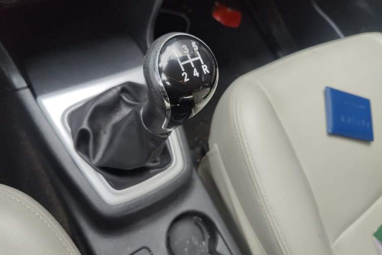 Used CHANGAN KAICHENG Ounuo S 2015 1.5L Jin Ouno Standard Model Gear Lever