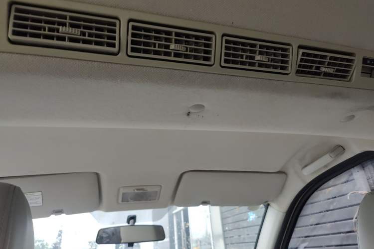 Used CHANGAN KAICHENG Ounuo S 2015 1.5L Jin Ouno Standard Model Headliner