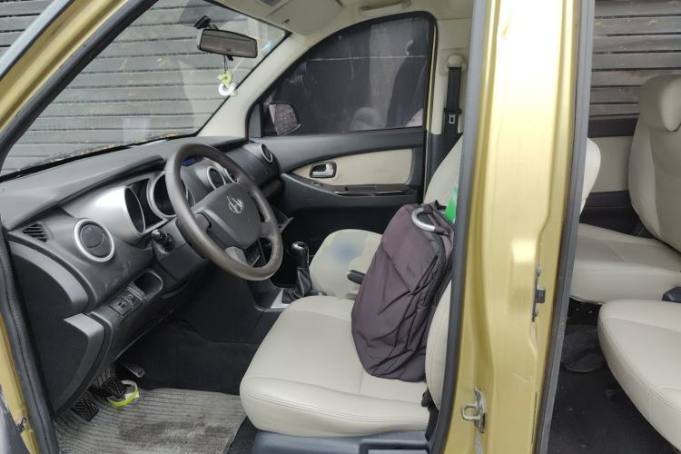 Used CHANGAN KAICHENG Ounuo S 2015 1.5L Jin Ouno Standard Model Left Front Seat