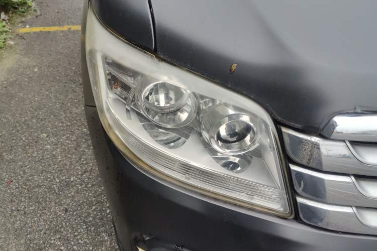 Used CHANGAN KAICHENG Ounuo S 2015 1.5L Jin Ouno Standard Model Right Front Headlight