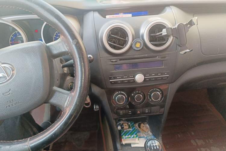 Used CHANGAN KAICHENG Ounuo S 2015 1.5L Jin Ouno Elite Model Audio And AC Panel