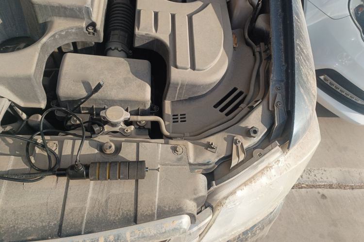 Used CHANGAN KAICHENG Ounuo S 2015 1.5L Jin Ouno Elite Model Engine Bay Left