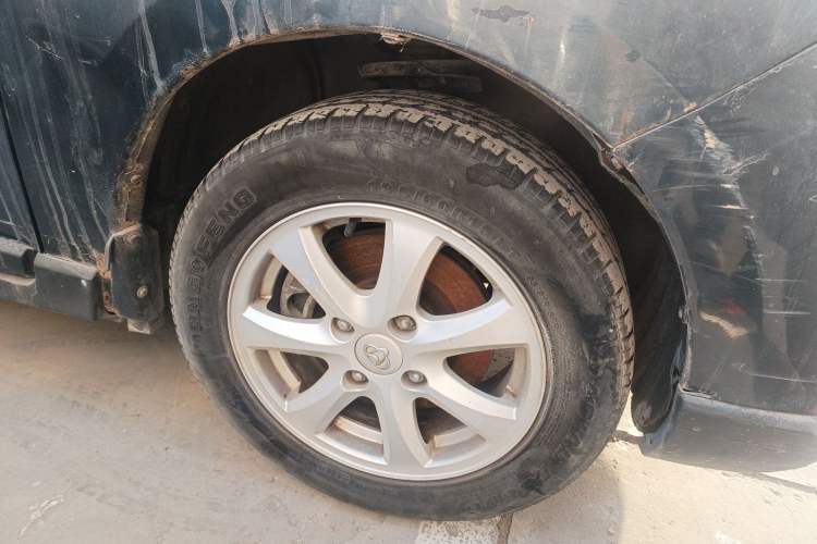 Used CHANGAN KAICHENG Ounuo S 2015 1.5L Jin Ouno Elite Model Right Front Wheel Hub