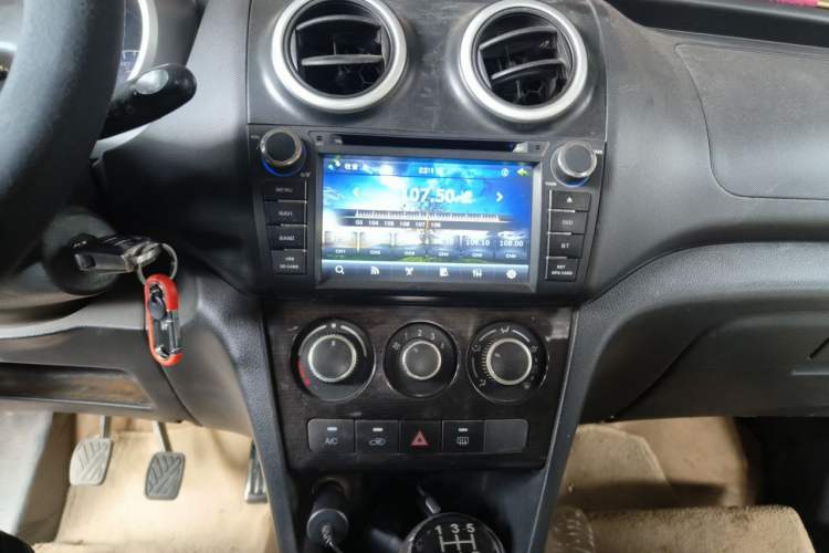Used CHANGAN KAICHENG Ounuo S 2015 1.5L Jin Ouno Elite Model Audio And AC Panel