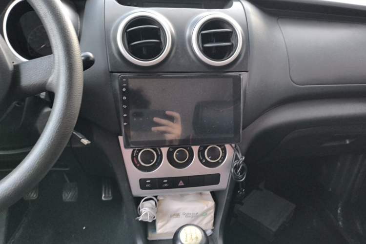 Used CHANGAN KAICHENG Ounuo S 2015 1.5L Jinouno Luxury Model Audio And AC Panel