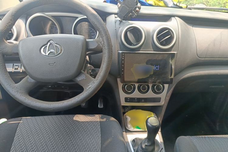 Used CHANGAN KAICHENG Ounuo S 2015 1.5L CNG Model Center Console