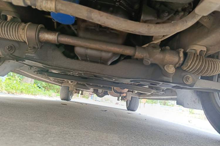 Used CHANGAN KAICHENG Ounuo S 2015 1.5L CNG Model Chassis Front
