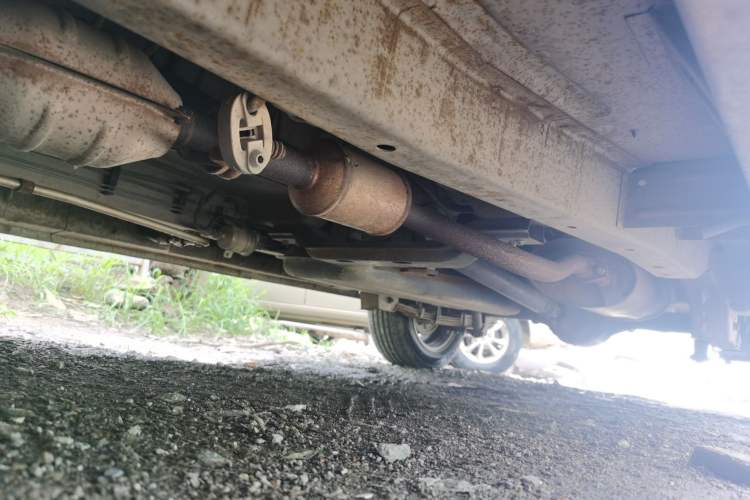 Used CHANGAN KAICHENG Ounuo S 2015 1.5L CNG Model Chassis Front Left
