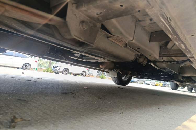 Used CHANGAN KAICHENG Ounuo S 2015 1.5L CNG Model Chassis Rear