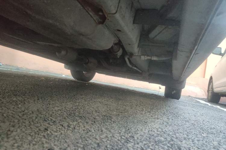 Used CHANGAN KAICHENG Ounuo S 2015 1.5L CNG Model Chassis Rear Right