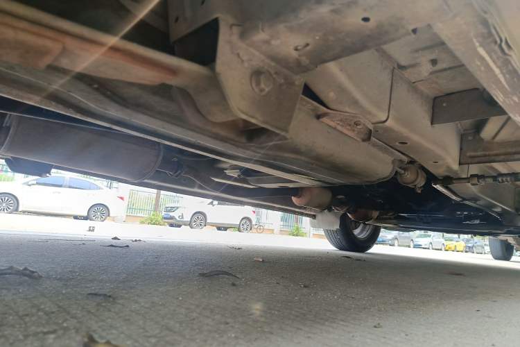 Used CHANGAN KAICHENG Ounuo S 2015 1.5L CNG Model Chassis Rear Right