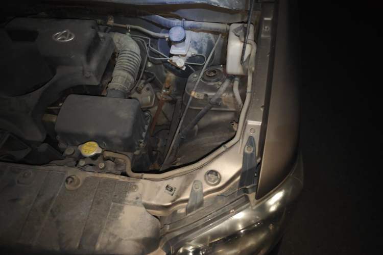 Used CHANGAN KAICHENG Ounuo S 2015 1.5L Jin Ouno Standard Model Engine Bay Left