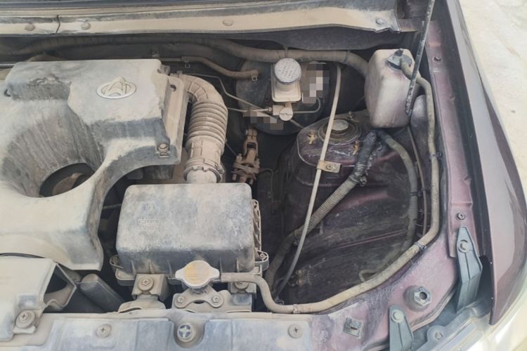 Used CHANGAN KAICHENG Ounuo S 2015 1.5L CNG Model Engine Bay Left