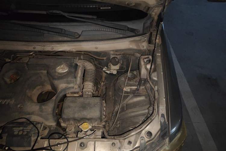 Used CHANGAN KAICHENG Ounuo S 2015 1.5L Jin Ouno Standard Model Engine Bay Left