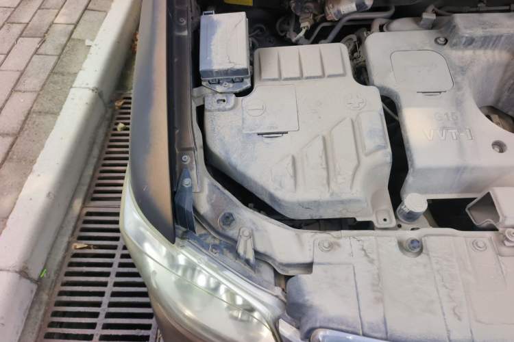 Used CHANGAN KAICHENG Ounuo S 2015 1.5L Jin Ouno Elite Model Engine Bay Right