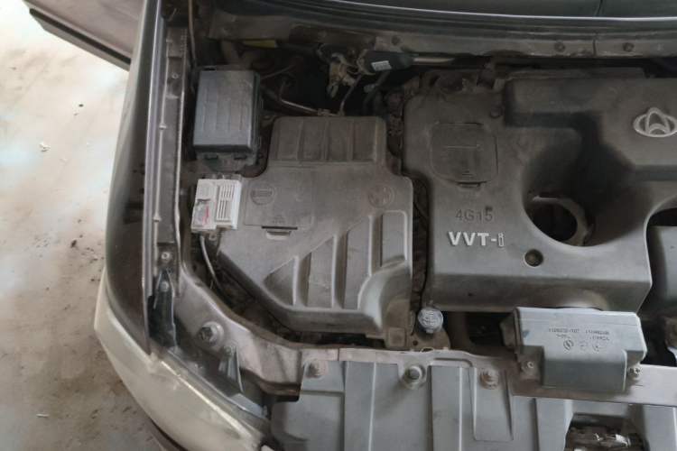 Used CHANGAN KAICHENG Ounuo S 2015 1.5L Jin Ouno Elite Model Engine Bay Right