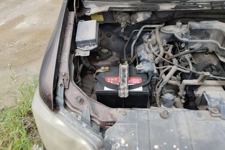 Used CHANGAN KAICHENG Ounuo S 2015 1.5L Jin Ouno Standard Model Engine Bay Right
