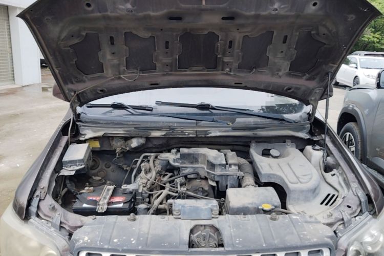 Used CHANGAN KAICHENG Ounuo S 2015 1.5L Jin Ouno Standard Model Engine Bay