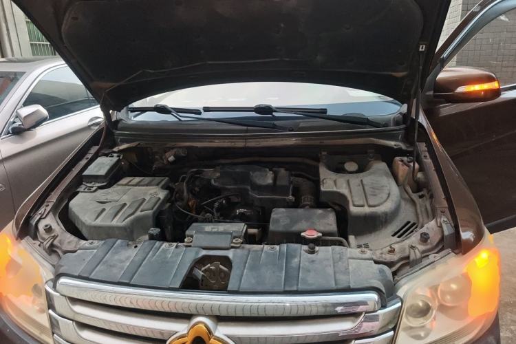 Used CHANGAN KAICHENG Ounuo S 2015 1.5L Jin Ouno Elite Model Engine Bay