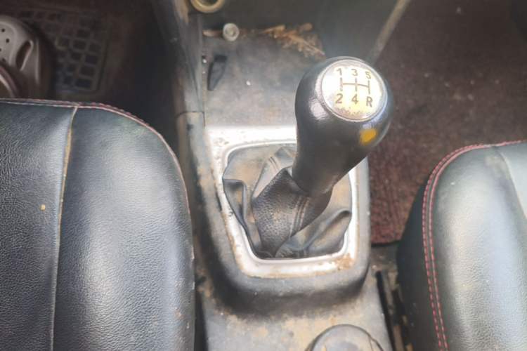 Used CHANGAN KAICHENG Ounuo S 2015 1.5L CNG Model Gear Lever