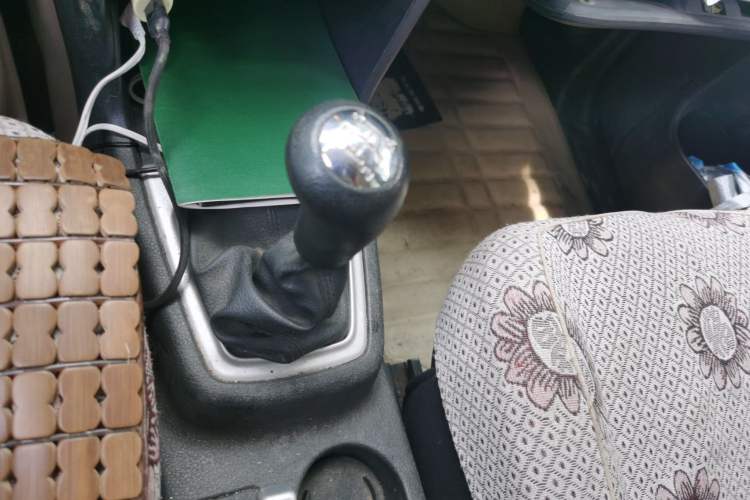 Used CHANGAN KAICHENG Ounuo S 2015 1.5L CNG Model Gear Lever