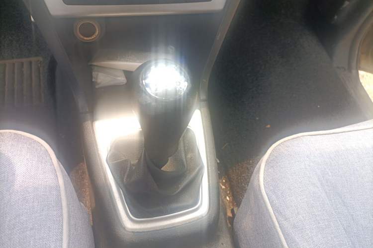 Used CHANGAN KAICHENG Ounuo S 2015 1.5L Jin Ouno Standard Model Gear Lever