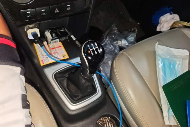 Used CHANGAN KAICHENG Ounuo S 2015 1.5L Jin Ouno Elite Model Gear Lever