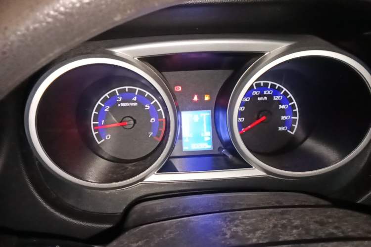Used CHANGAN KAICHENG Ounuo S  Instrument Cluster