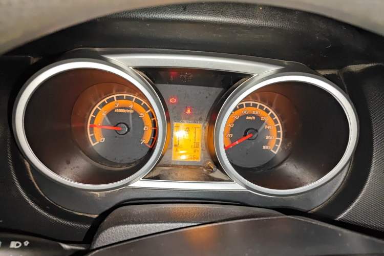 Used CHANGAN KAICHENG Ounuo S 2015 1.5L Jin Ouno Standard Model Instrument Cluster