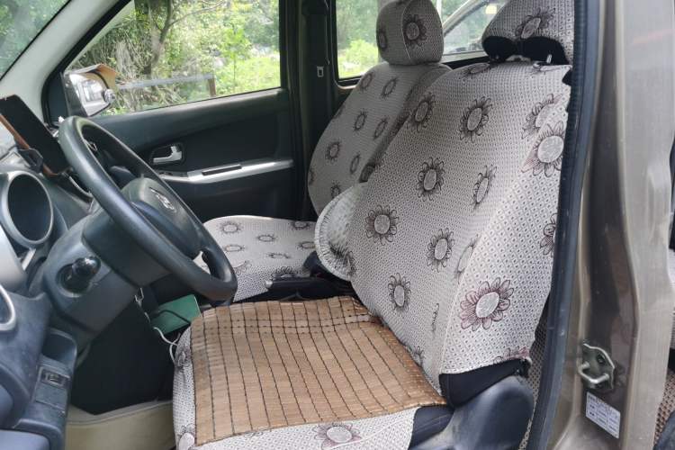 Used CHANGAN KAICHENG Ounuo S 2015 1.5L CNG Model Left Front Seat